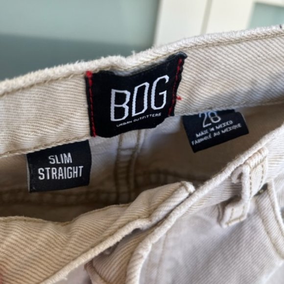 Urban Outfitters Slim Straight Jeans - Picture 2 of 2